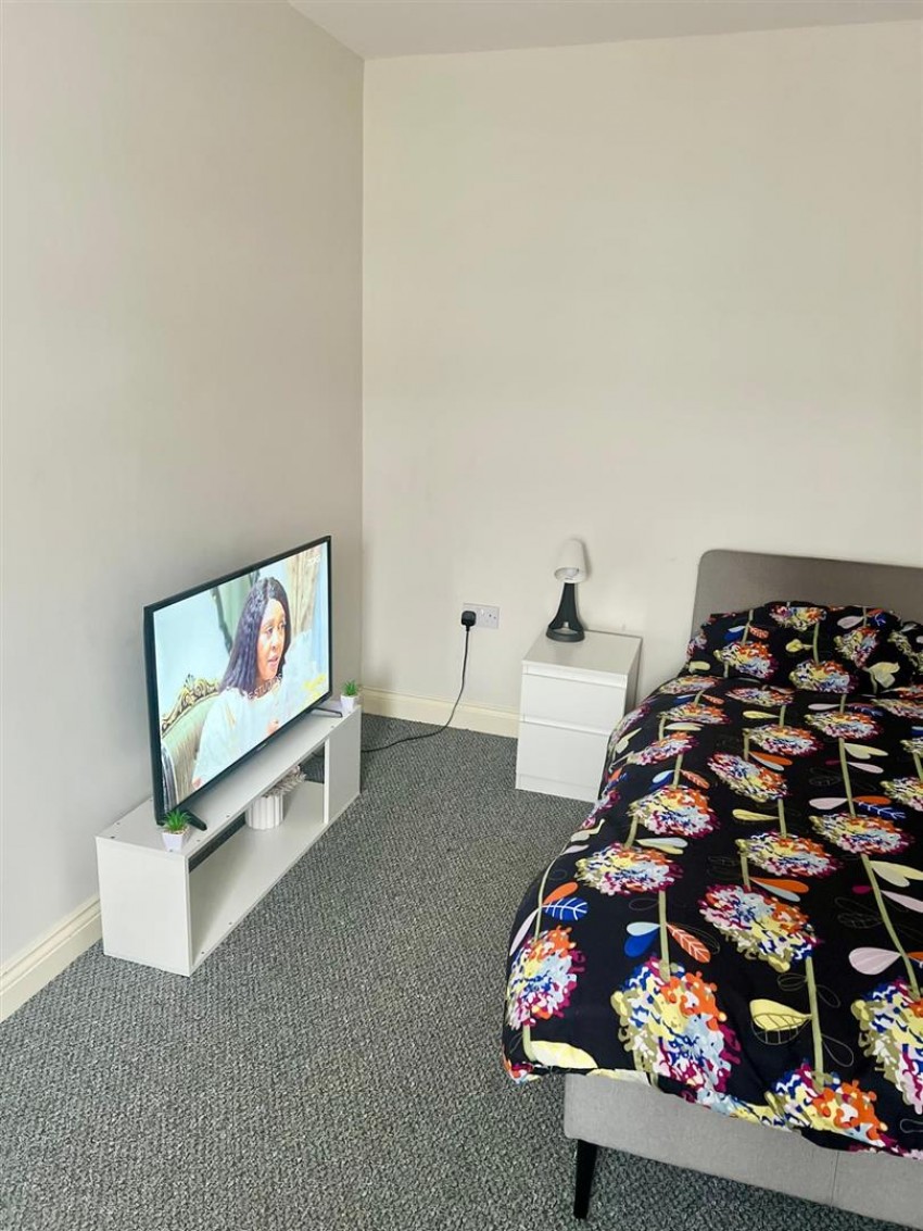 Images for Room 3 . 54 Mersey Road, Widnes