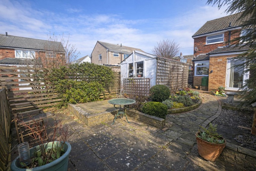 Images for Cotswold Avenue, Shipley