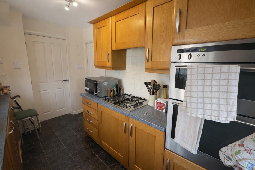 Images for Cotswold Avenue, Shipley