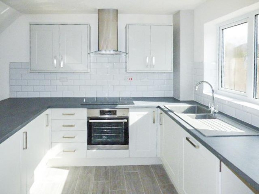 Images for Dale Close, South Ockendon