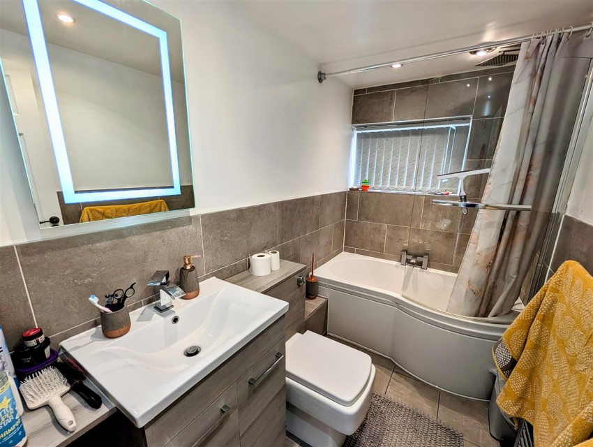 Images for Glastonbury Crescent, Walsall