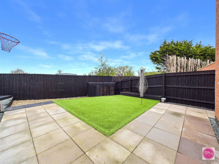 Images for Cascade Close, Burton-On-Trent