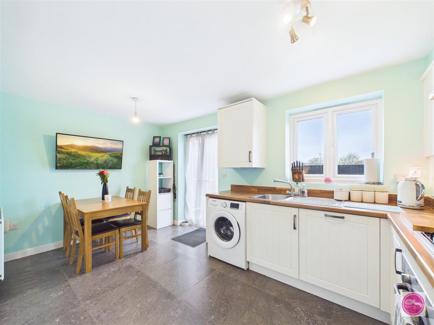 Images for Cascade Close, Burton-On-Trent