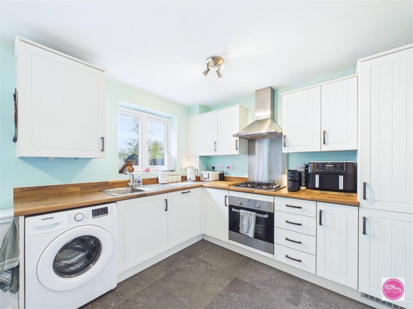 Images for Cascade Close, Burton-On-Trent