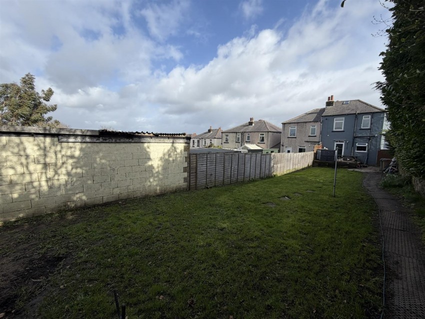 Images for Whitley Road, Keighley