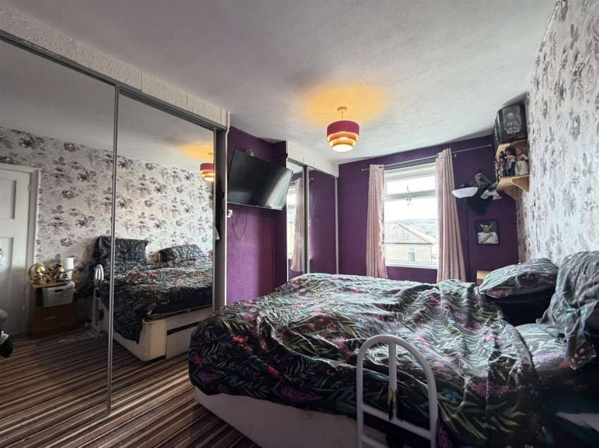 Images for Whitley Road, Keighley