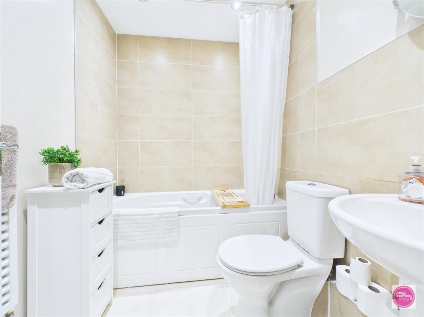 Images for Barker Round Way, Burton-On-Trent