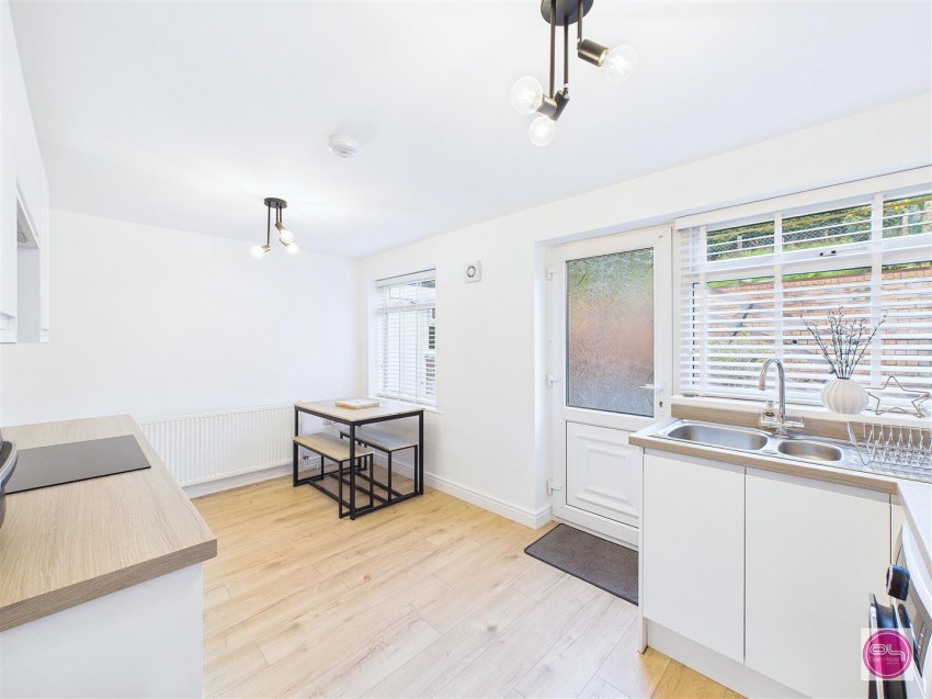 Images for Hawthorn Crescent, Burton-On-Trent