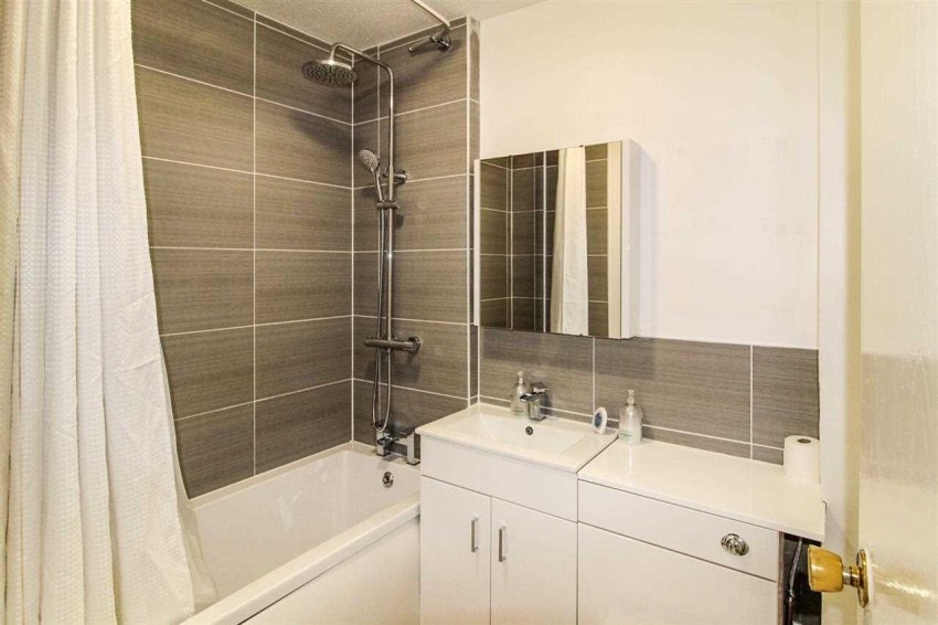 Images for Shelley Drive,,Broadbridge Heath