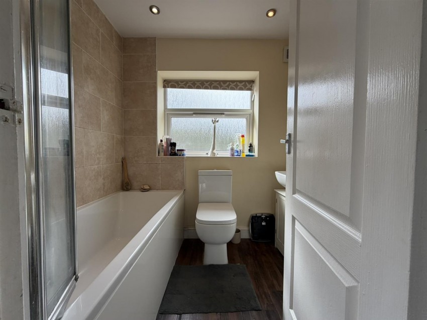 Images for Glenhurst Avenue, Keighley