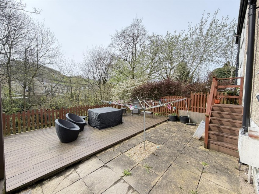 Images for Glenhurst Avenue, Keighley