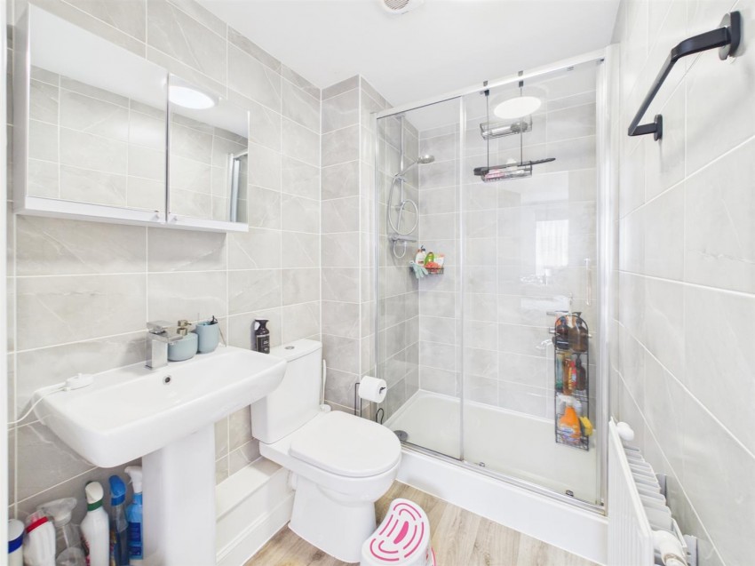 Images for Skylark Avenue, Peacehaven