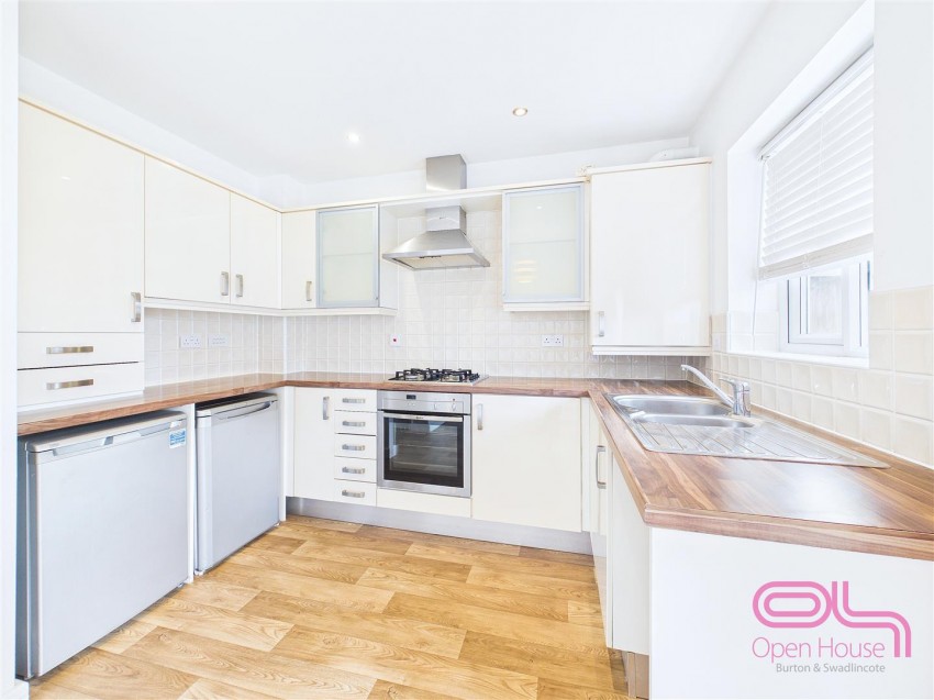 Images for Blakeholme Court, Burton-On-Trent