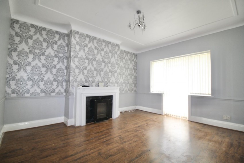 Images for Alwoodley Lane, Leeds