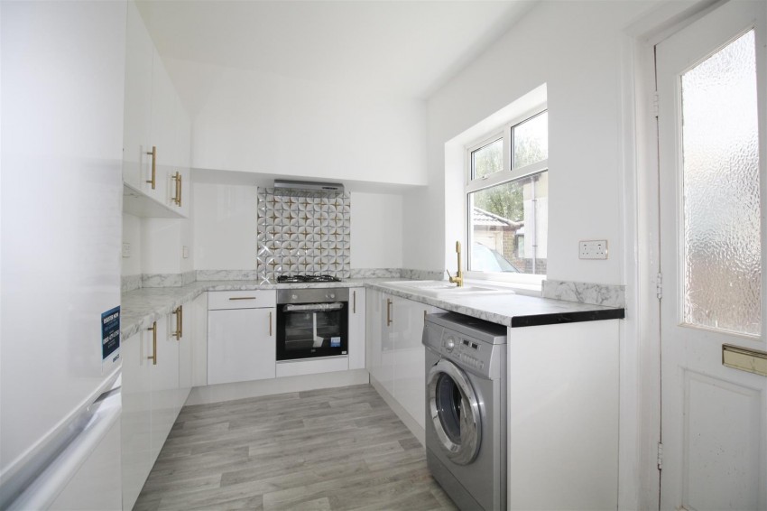Images for Alwoodley Lane, Leeds