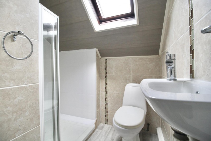 Images for Alwoodley Lane, Leeds