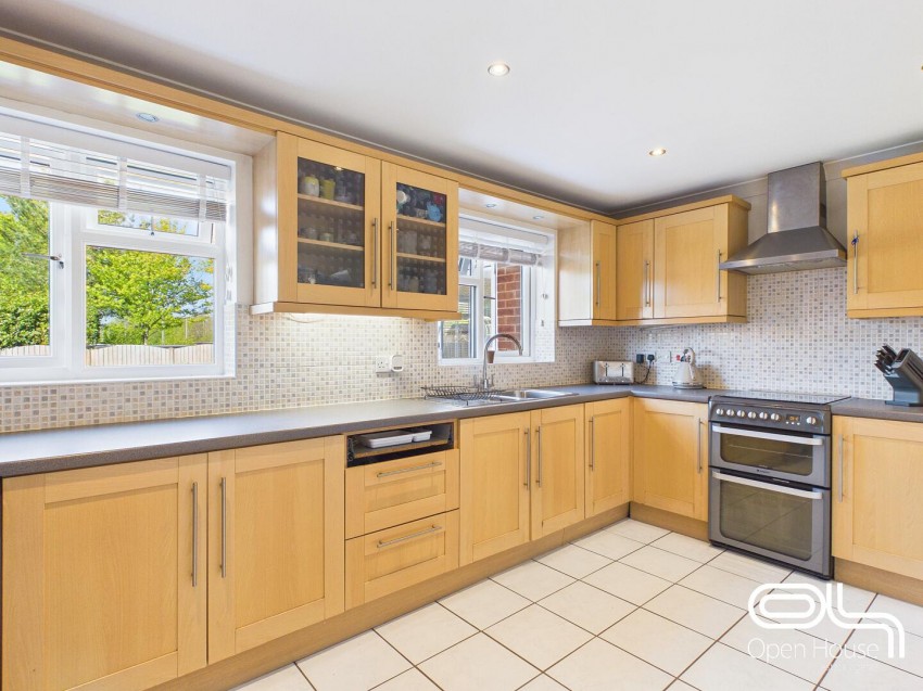 Images for Woodpecker Way, Cannock