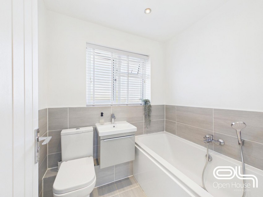 Images for Woodpecker Way, Cannock