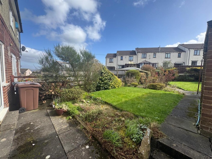 Images for Fell Lane, Keighley