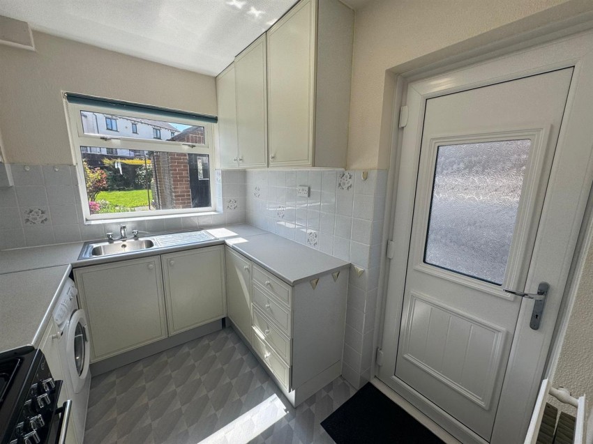 Images for Fell Lane, Keighley