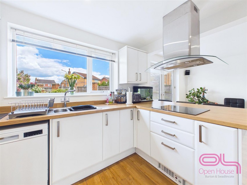 Images for Langer Close, Branston, Burton on Trent