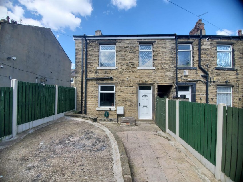 Images for Hawthorne Terrace, Crosland Moor, Huddersfield