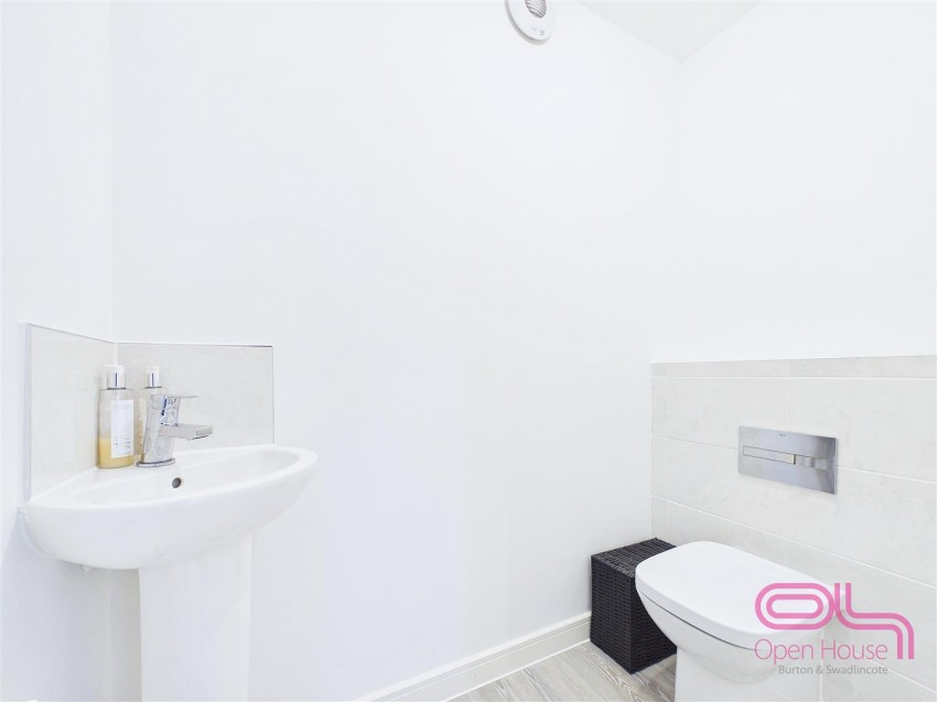 Images for Holden Drive, Midway, Swadlincote