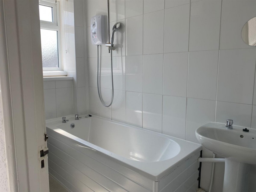 Images for Riddy Lane, Luton