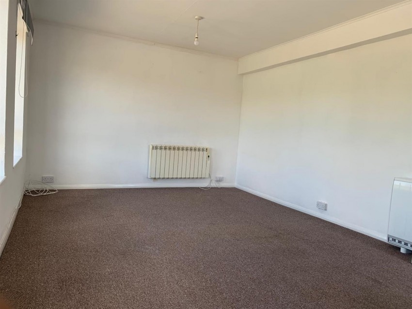 Images for Riddy Lane, Luton