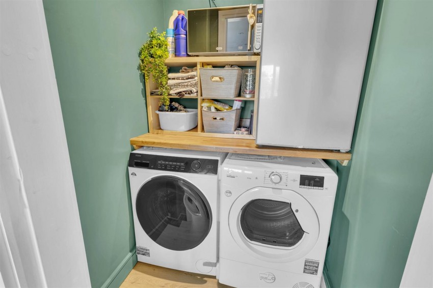 Images for Beadon Avenue, Waterloo, Huddersfield, HD5