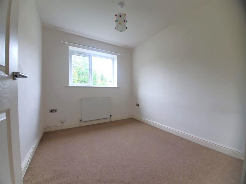 Images for Nabcroft Lane, Crosland Moor, HD4
