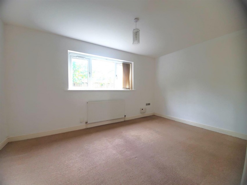 Images for Nabcroft Lane, Crosland Moor, HD4