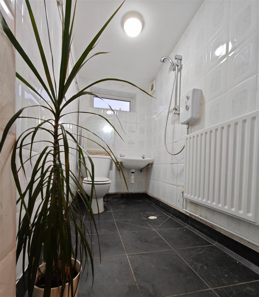 Images for Greenstone Drive, Salford