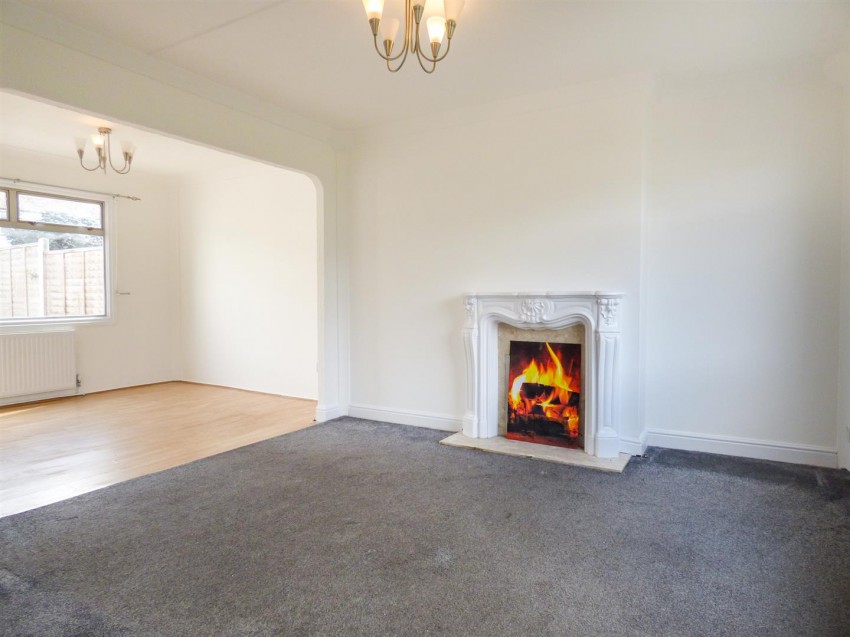 Images for Eskley Gardens, South Ockendon