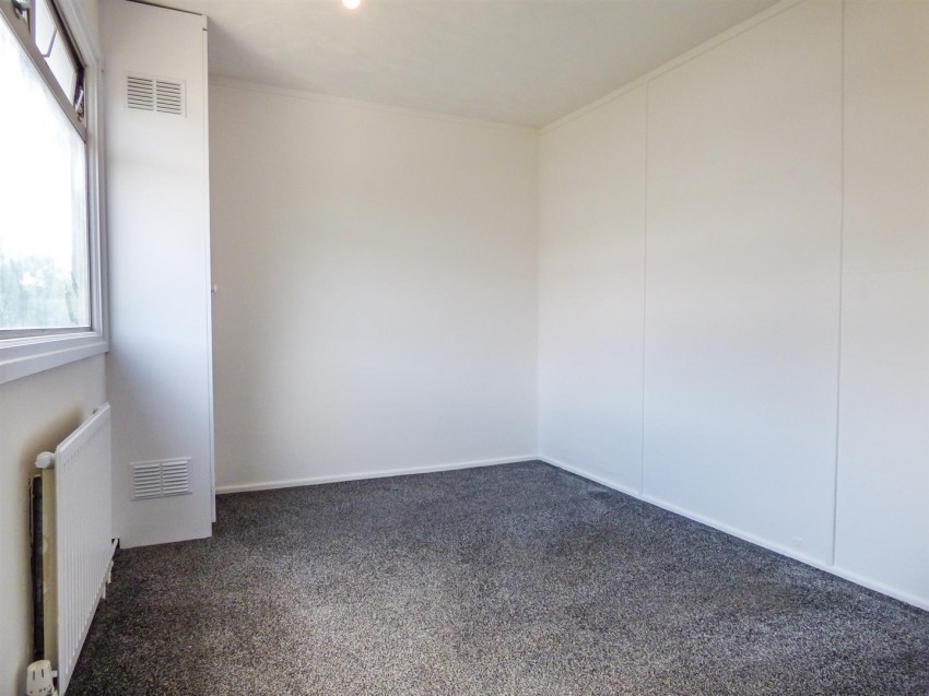 Images for Eskley Gardens, South Ockendon