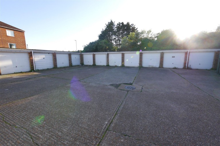 Western Road, Lancing