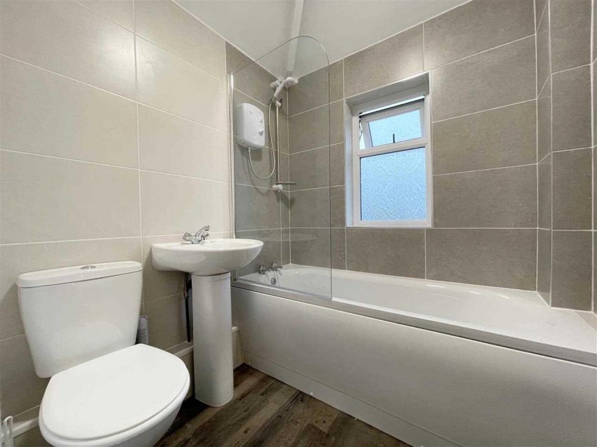 Images for Crathorne Avenue, Wolverhampton