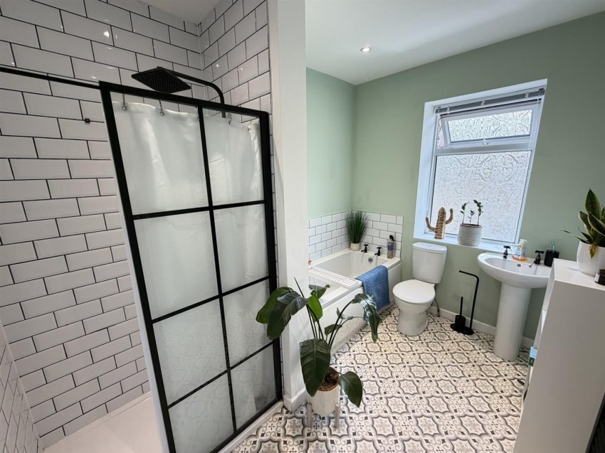 Images for Oats Street,Ingrow