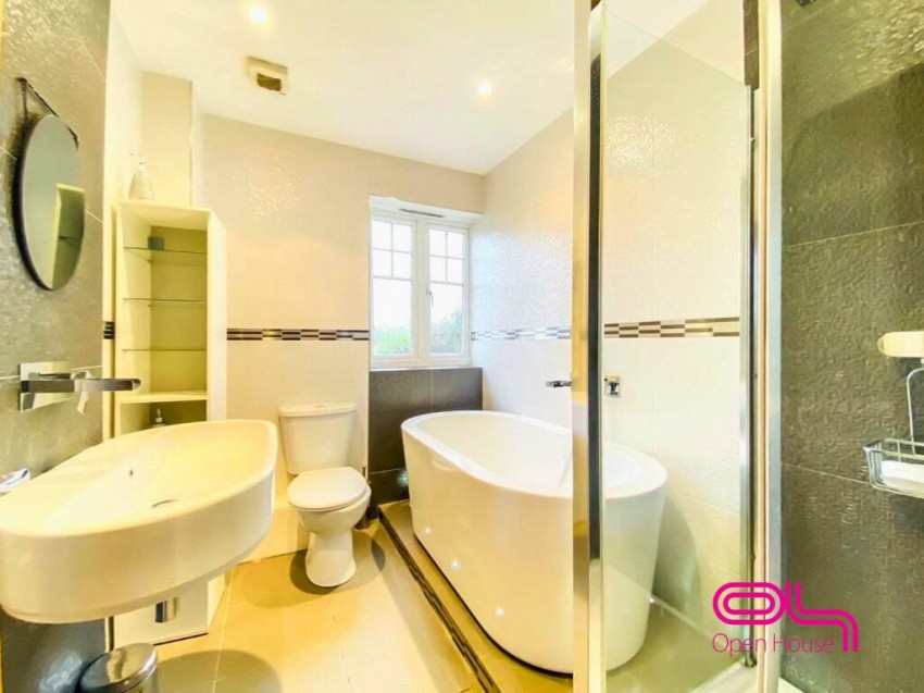 Images for Alder Close, Heald Green, Cheadle