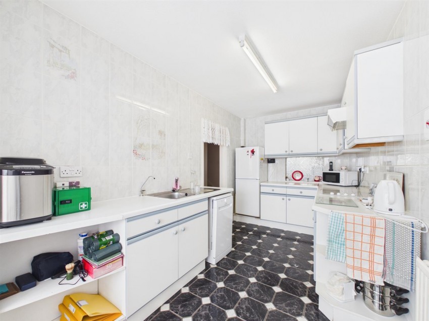 Images for Cavell Avenue North, Peacehaven