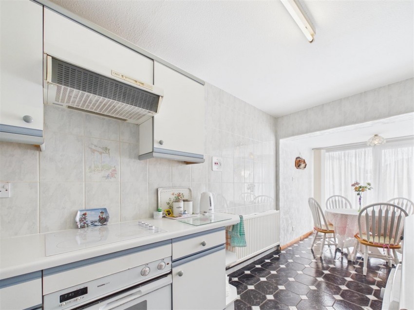 Images for Cavell Avenue North, Peacehaven