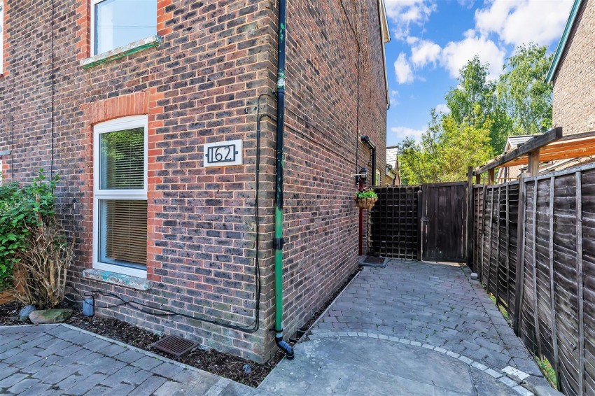 Images for Woodfield Road, Crawley