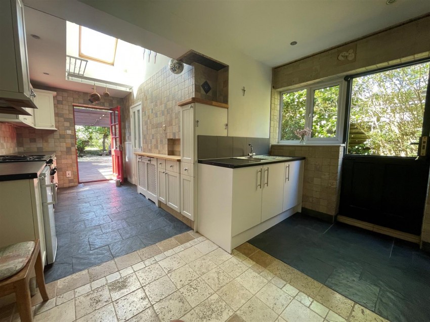 Images for Woodfield Road, Crawley
