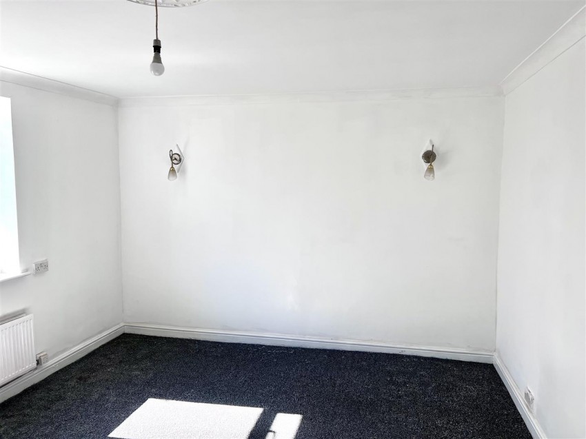 Images for Newstead View, Fitzwilliam, Pontefract
