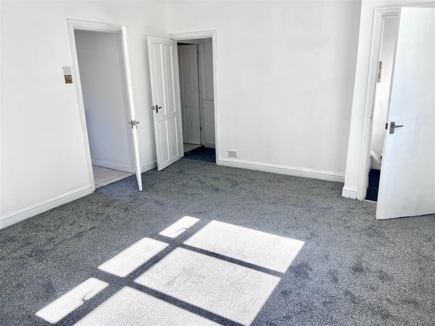 Images for Newstead View, Fitzwilliam, Pontefract