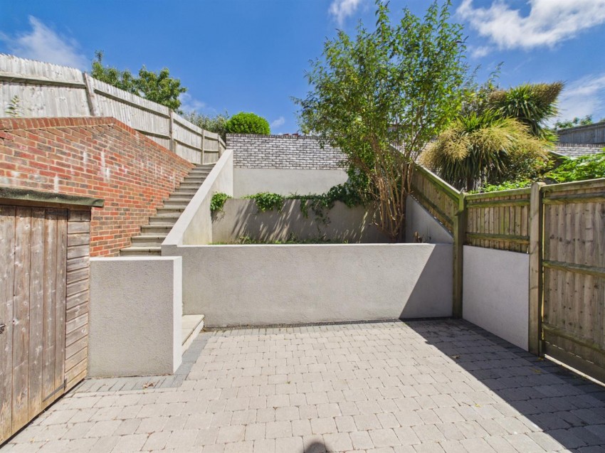 Images for Claremont Road