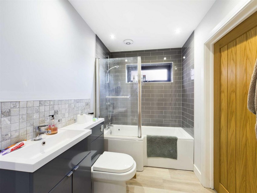 Images for Claremont Road