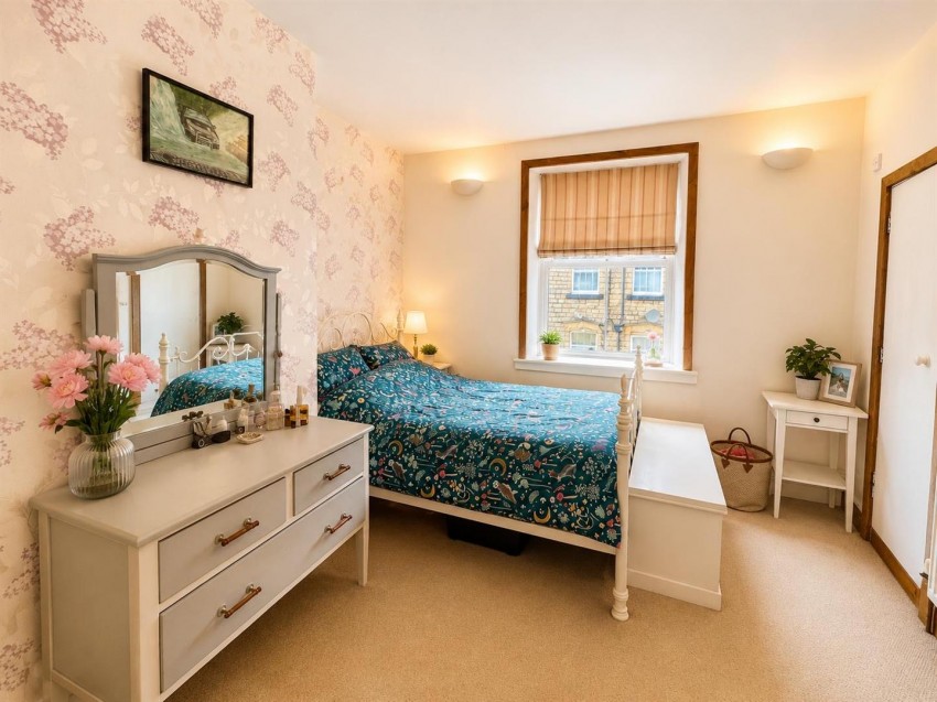 Images for Clock View Street, Keighley