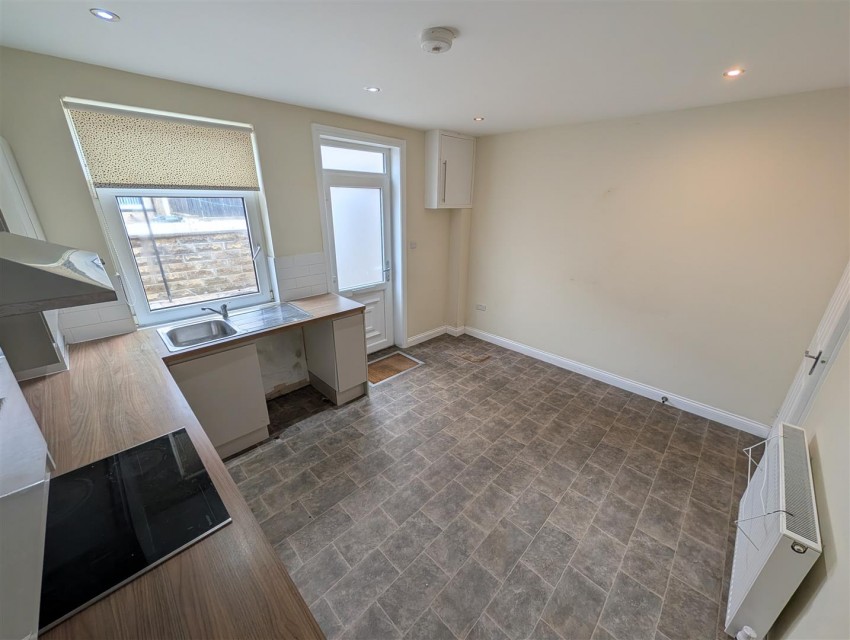 Images for Cromer Grove, Keighley