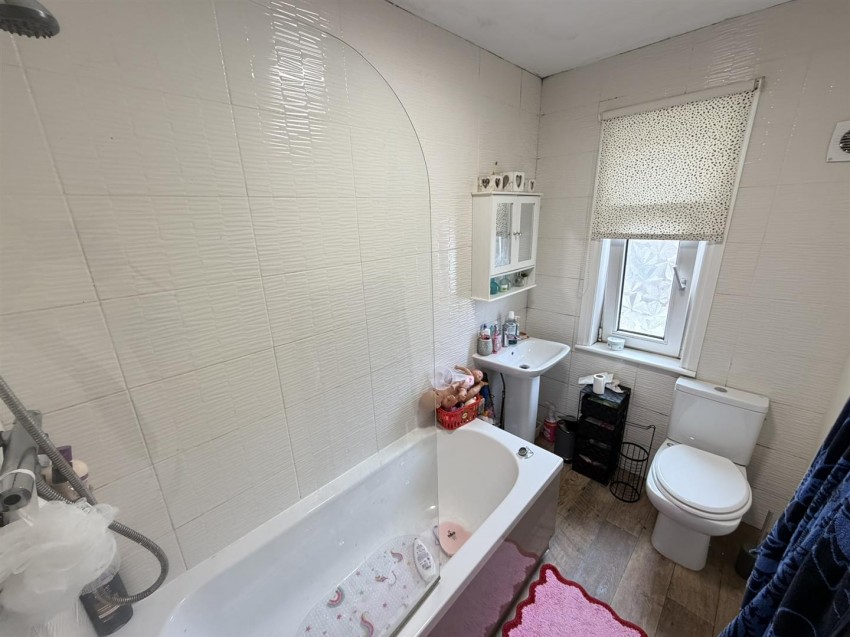 Images for Cromer Grove, Keighley